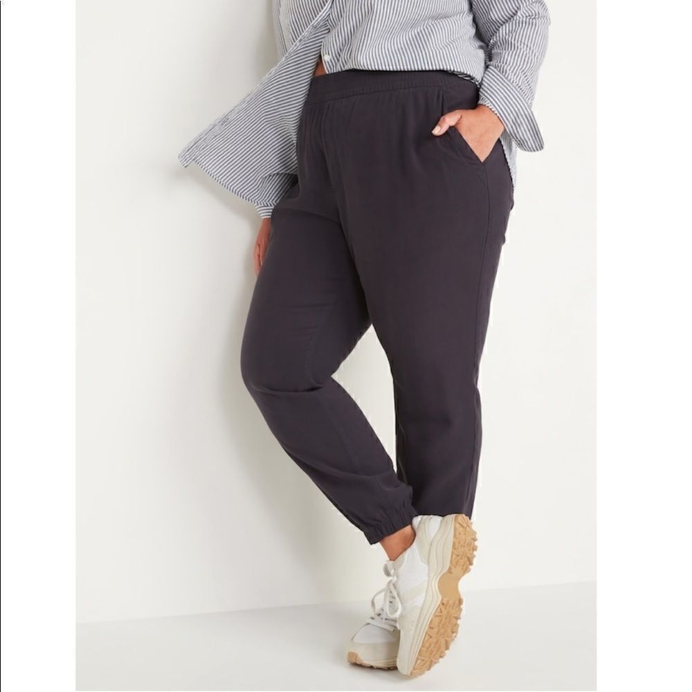 Women’s Plus Size High Rise Twill Jogger Pants Size 4X